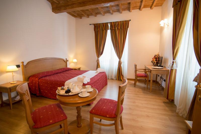 E Piramidi Hotel